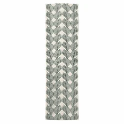Chemin de Table Fern