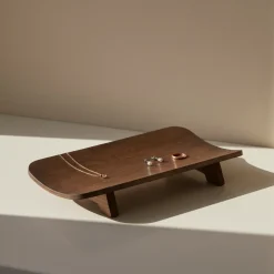 Plateau décoratif sur pieds Arlo