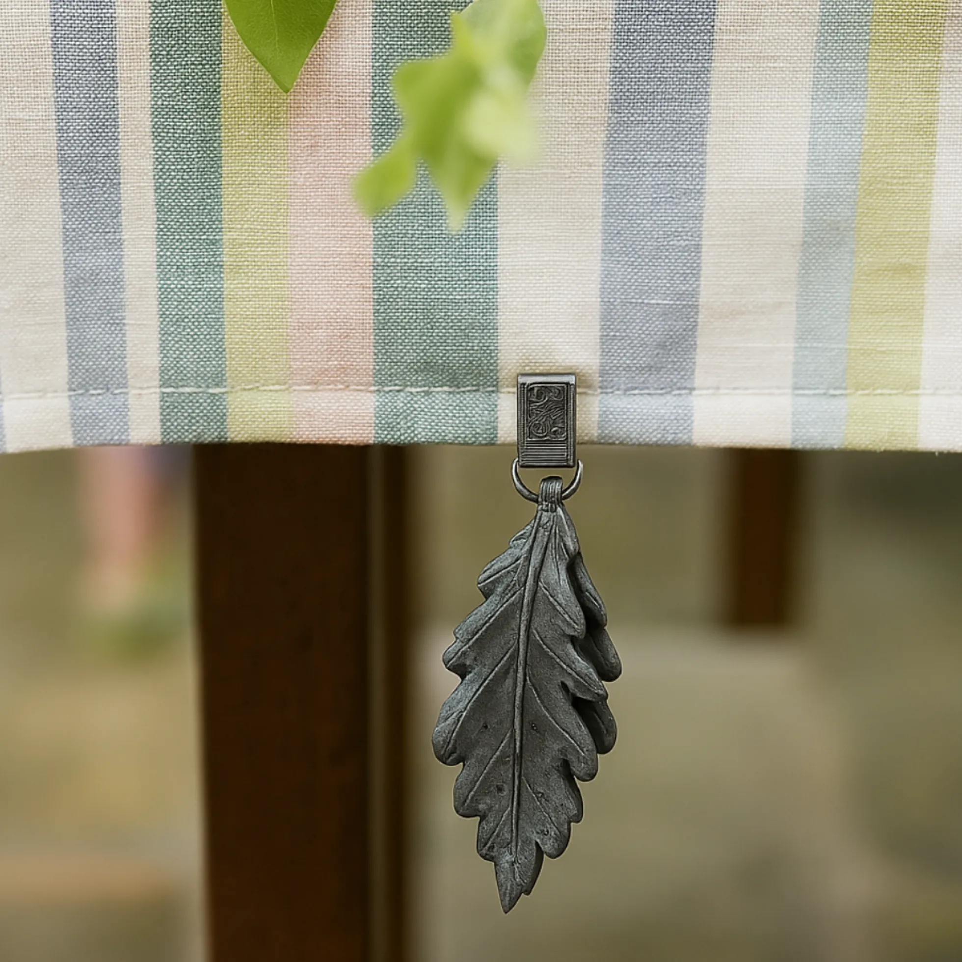 Poids de nappe feuille de Chêne avec clip