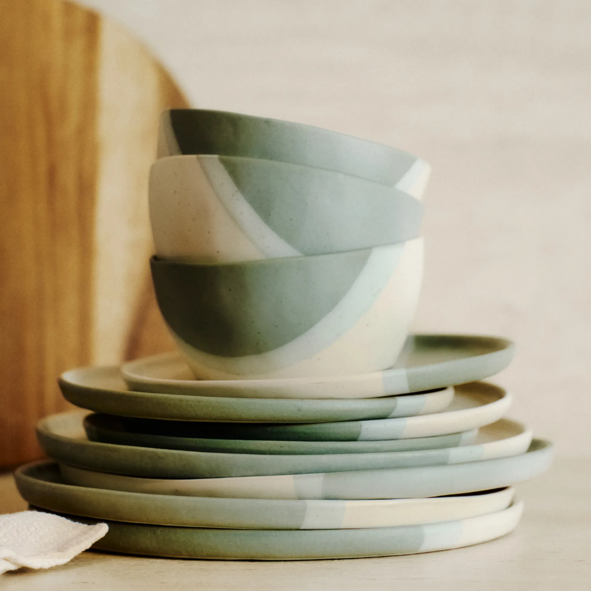 Service 4 assiettes plates Matty