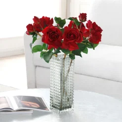 Tige de Rose Avec Bourgeon